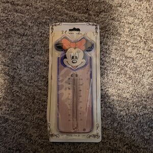 Wen du ji Pink and Blue Wall Thermometer